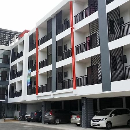 Kp Place Lop Buri Екстериор снимка
